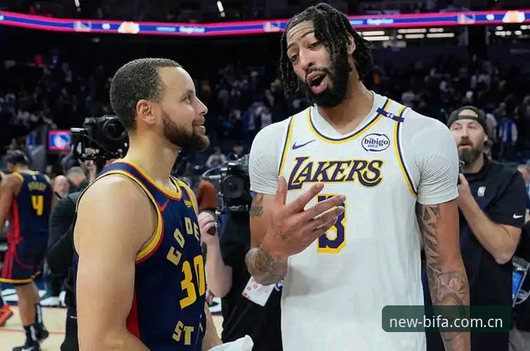 从球星交易动向看体育资讯平台使用指南——以NBA浓眉转会传闻为例